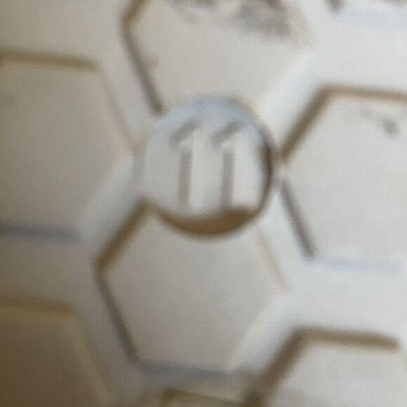 ShuShop Pilar Mismatched Sz 11 Left 10 Right Womens Camel Star Fashion Sneakers - Picture 10 of 14